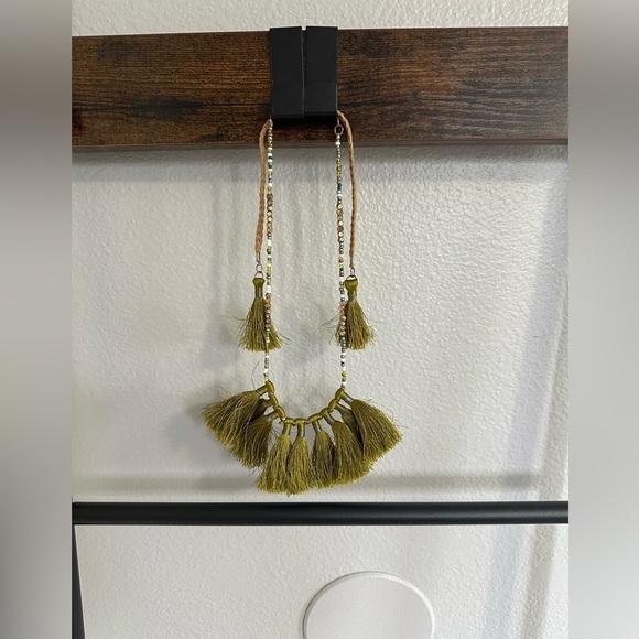 Multi-threaded Boho Tassel Pull Tie Adjustable Necklace. - Picture 4 of 11